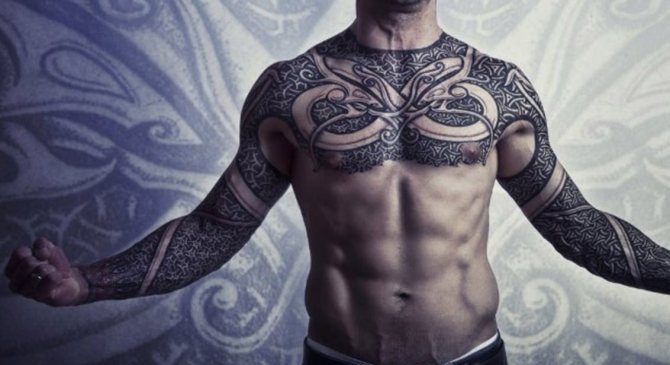 Келтска татуировка на гърдите - идеи за значение на изображението