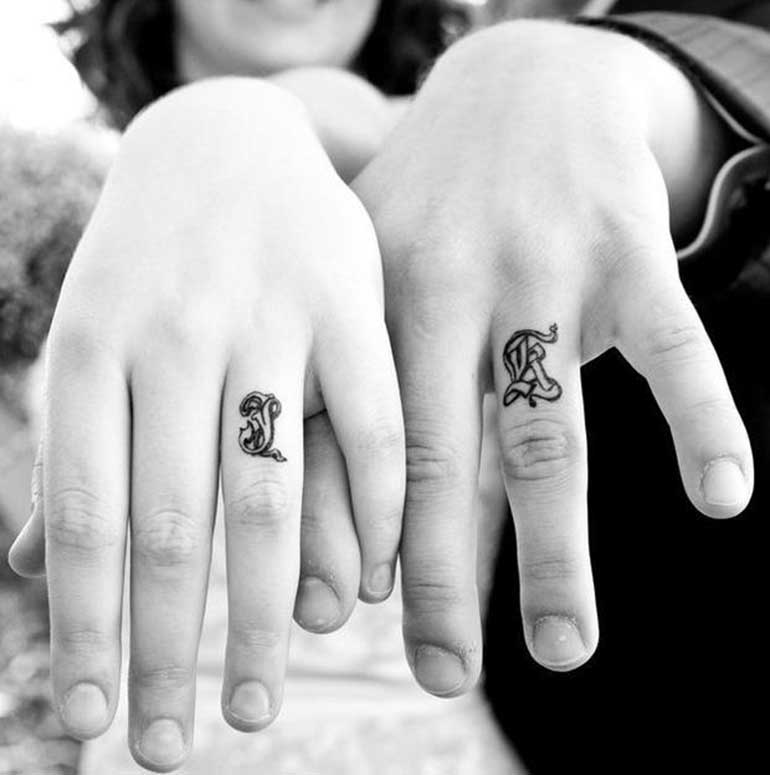 Celtic forlovelsesring tatovering – tre små bildebetydninger for forlovelsesringen din
