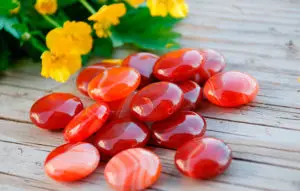 Красный сердолик (карнеол)