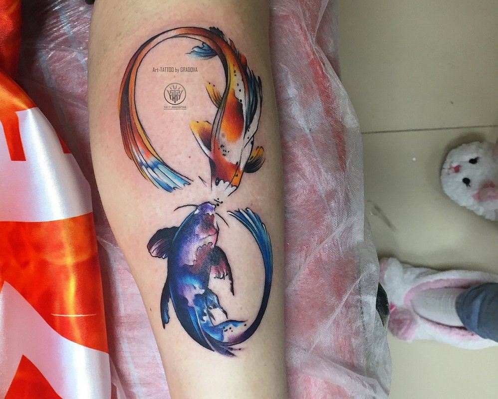 Лучшая татуировка рыбы кои &#8212; Лучшие идеи дизайна изображения для боди-арта