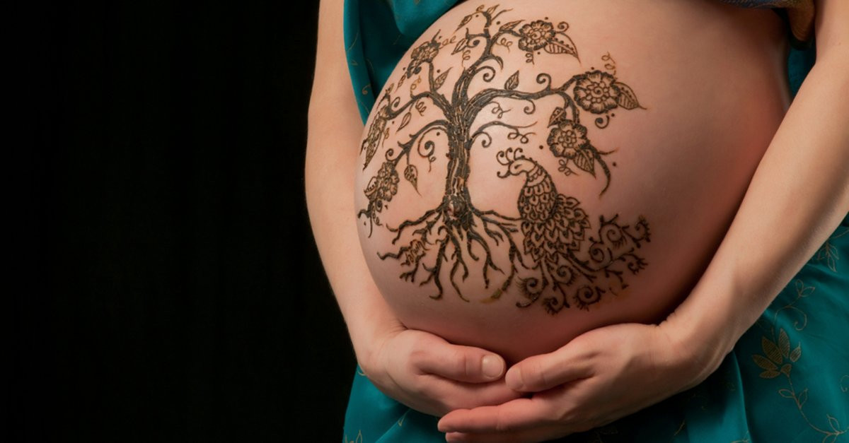 Может ли татуировка стать причиной выкидыша? &#8212; Тату во время беременности
