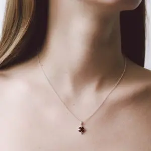 Подвеска с гранатом