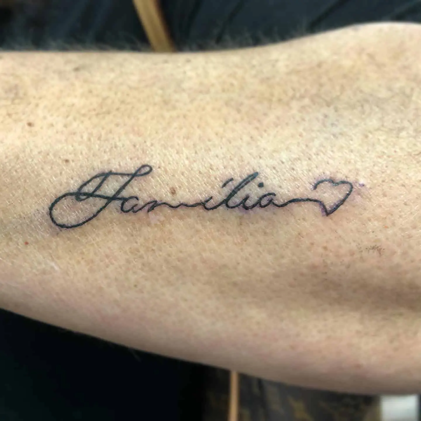 Canllaw Tatŵ Tad a Merch: 80+ Syniadau Dylunio Gorau