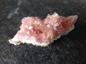 Розовый аметист — редкий и изысканный