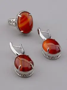 Серьги с сердоликом
