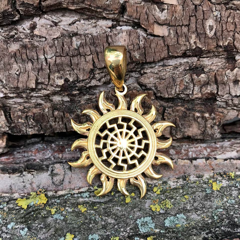 Slnko v Býkovi? Tento amulet je pre vás.