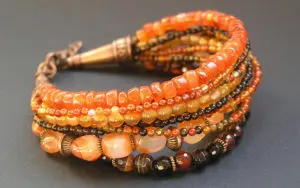 Украшения из сердолика