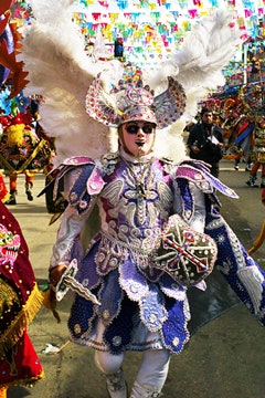 Der er ingen hellighed i karnevallet!