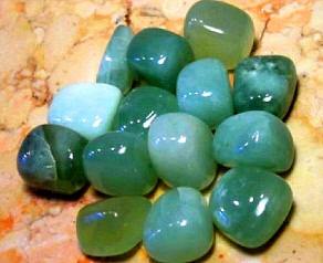 Зелёный нефрит — камень здоровья