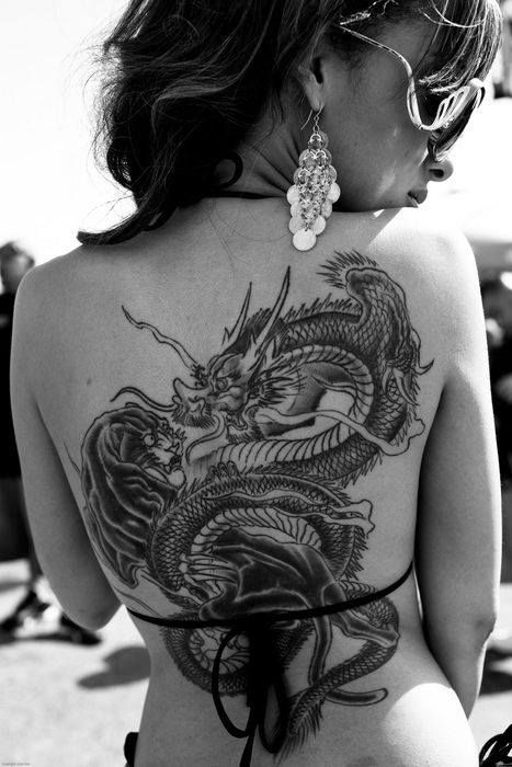 Woman With Chinese Dragon Tattoo All About Tattoo 1981