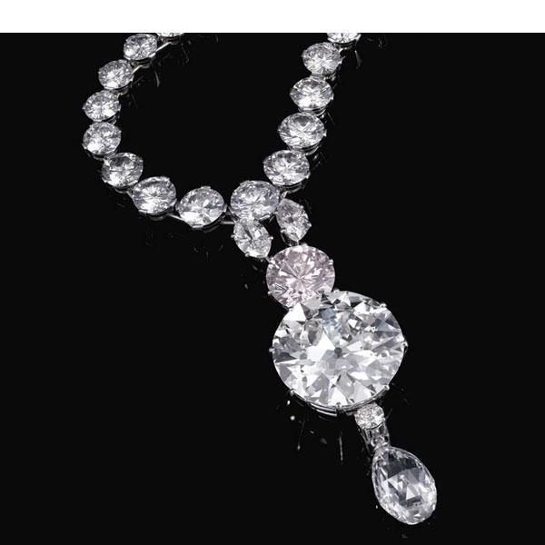 Unique diamond necklace