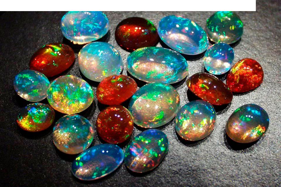 Opal to wyjątkowo fenomenalny mineraloid
